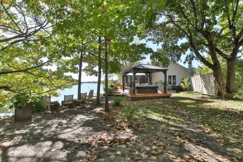 Cour - 357 Rue Jean-Talon, Saint-Jean-Sur-Richelieu, QC - Outdoor