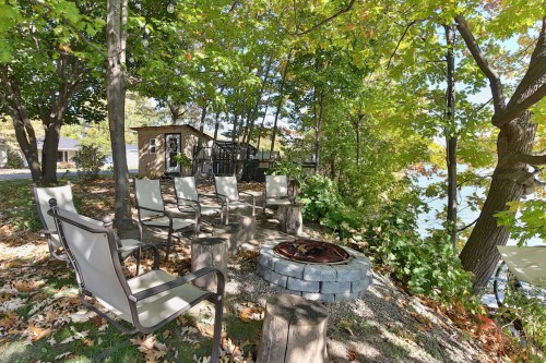 Cour - 357 Rue Jean-Talon, Saint-Jean-Sur-Richelieu, QC - Outdoor