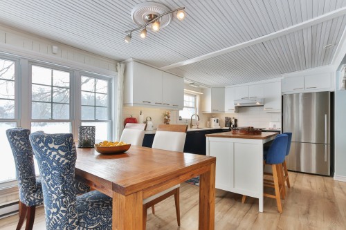 Vue d'ensemble - 357 Rue Jean-Talon, Saint-Jean-Sur-Richelieu, QC - Indoor