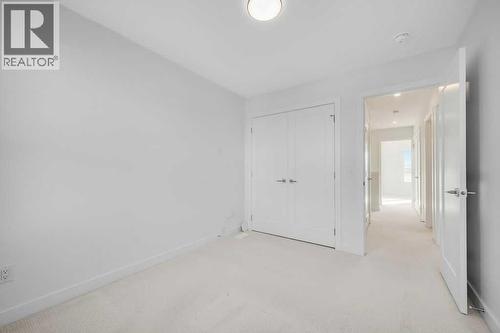 293 Dawson Way, Chestermere, AB - Indoor Photo Showing Other Room