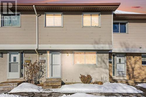 51 - 1213 BOWMOUNT STREET  Ottawa, ON K1J 8T3