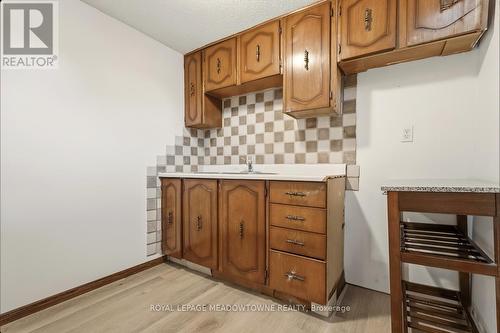 6486 Edenwood Drive, Mississauga, ON - Indoor