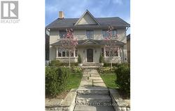 A - 30 EDMUND AVENUE  Toronto, ON M4V 1H3