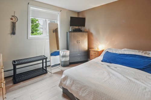 Chambre à coucher principale - 76 Rue Nicolet, Gatineau (Hull), QC - Indoor Photo Showing Bedroom