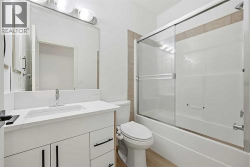 81 Saddlemont Road Ne, Calgary, AB - Indoor Photo Showing Bathroom