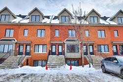 434 Rue Étienne-Lavoie  Laval (Sainte-Dorothée), QC H7X 0B4