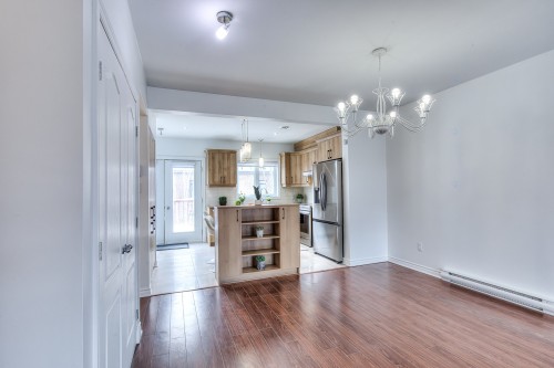 Salle à manger - 434 Rue Étienne-Lavoie, Laval (Sainte-Dorothée), QC - Indoor