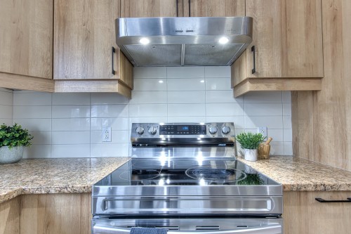 Cuisine - 434 Rue Étienne-Lavoie, Laval (Sainte-Dorothée), QC - Indoor Photo Showing Kitchen With Upgraded Kitchen