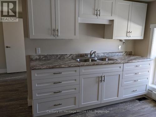 50 Goderich Street E, Huron East (Seaforth), ON - Indoor Photo Showing Kitchen With Double Sink