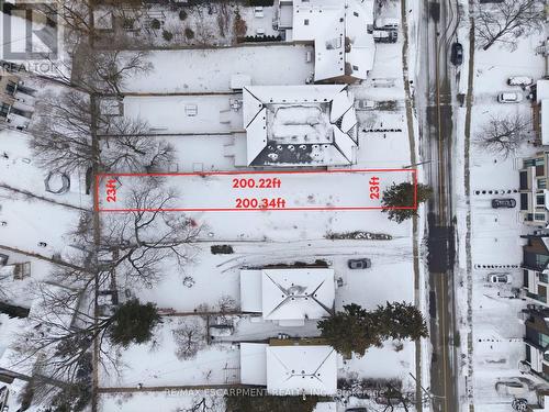19B Broadview Avenue, Mississauga, ON 