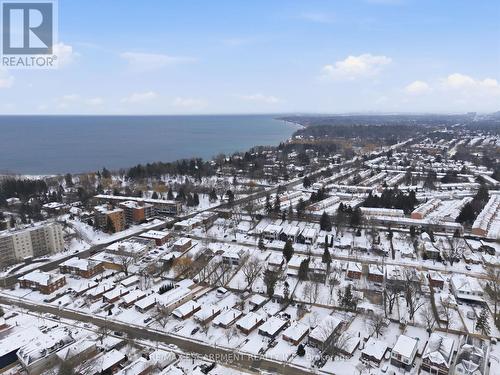 19B Broadview Avenue, Mississauga, ON 