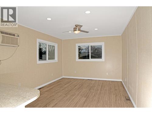 Mobile with living room - 1421 Erickson Road Unit# 21, Creston, BC 