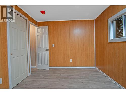 Mobile home creston 2 bed 1 bath - 1421 Erickson Road Unit# 21, Creston, BC 