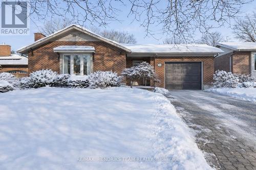 704 VINE STREET  St. Catharines (Lakeshore), ON L2M 7L7