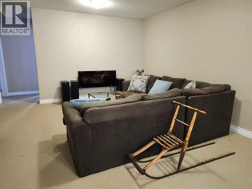 403 11 Street E, Drumheller, AB - Indoor