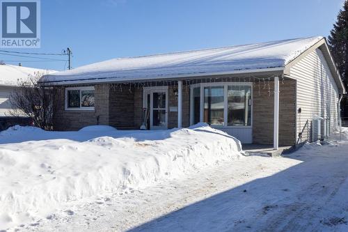 239 Dublin AVE  Thunder Bay, ON P7B 5A1