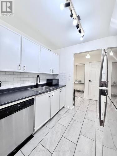 217 - 737 Deveron Crescent, London South (South T), ON - Indoor Photo Showing Kitchen With Double Sink