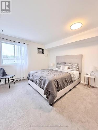217 - 737 Deveron Crescent, London South (South T), ON - Indoor Photo Showing Bedroom