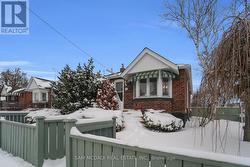 319 COSBURN AVENUE  Toronto, ON M4J 2N1