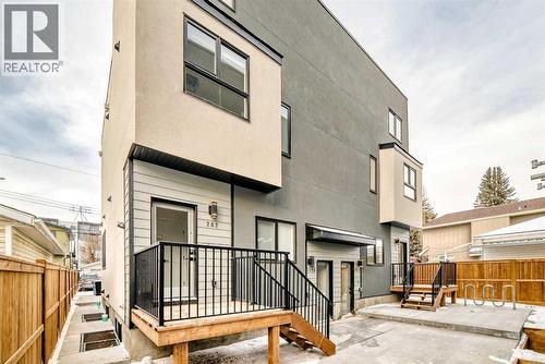 1729 31 Street SW  Calgary, AB T3C 1N2