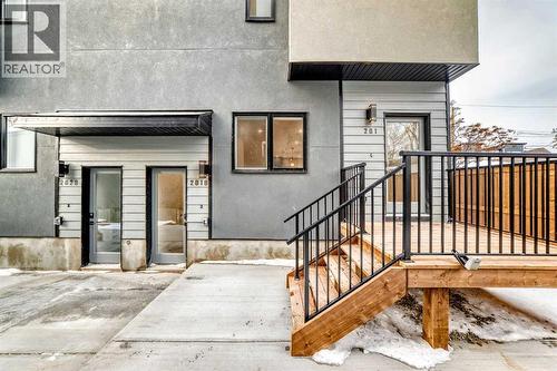 1729 31 Street Sw, Calgary, AB - Outdoor