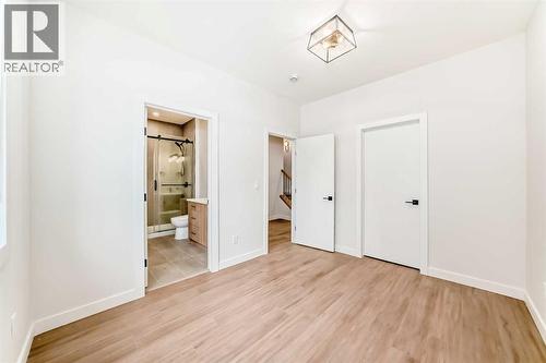 1729 31 Street Sw, Calgary, AB - Indoor Photo Showing Other Room