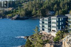 13B 1000 Sookepoint Pl  Sooke, BC V9Z 1L8