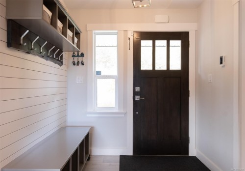 1700 Warn Way, Qualicum Beach, BC 