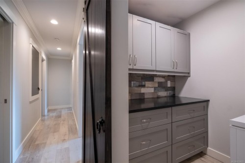 1700 Warn Way, Qualicum Beach, BC 