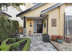 1274 ESQUIMALT AVENUE  West Vancouver, BC V7T 1K3