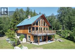 325 EAST WILSON CREEK  E Road Rosebery, BC V0G 1S1