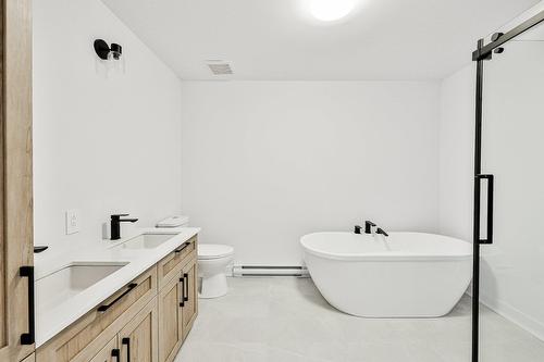 Salle de bains - 37 Rue Du Noroît, Lanoraie, QC 