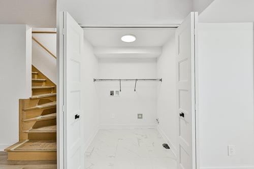 Salle de lavage - 37 Rue Du Noroît, Lanoraie, QC 