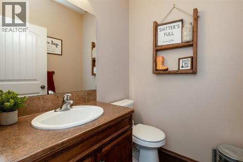 4828 55 Boulevard Close, Innisfail, AB - Indoor Photo Showing Bathroom