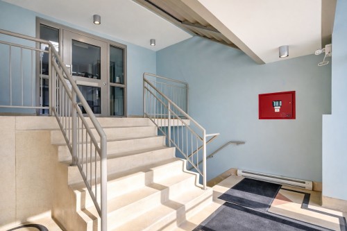 Entrée extérieure - 102-5365 Av. Victoria, Montréal (Côte-Des-Neiges/Notre-Dame-De-Grâce), QC - Indoor Photo Showing Other Room