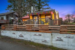 951 Dogwood St  Campbell River, BC V9W 2Z2