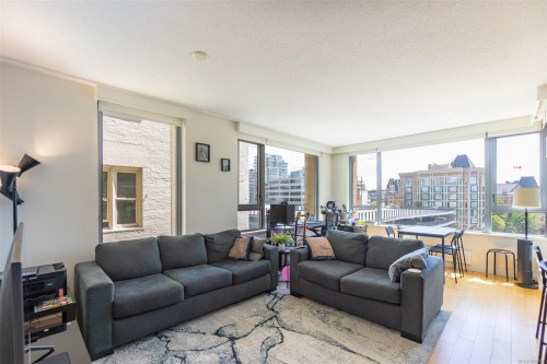 501-608 Broughton St  Victoria, BC V8W 1X7