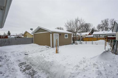 144 Bentley St, Winnipeg, MB 