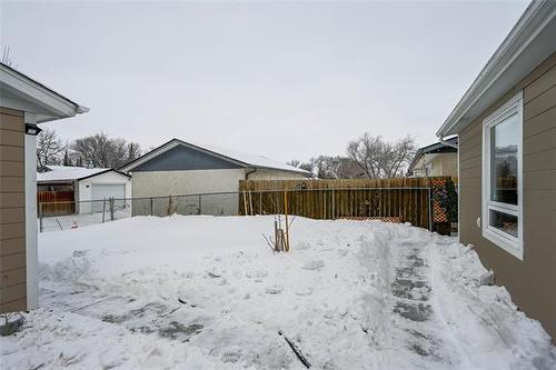 144 Bentley St, Winnipeg, MB 
