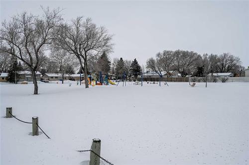 144 Bentley St, Winnipeg, MB 