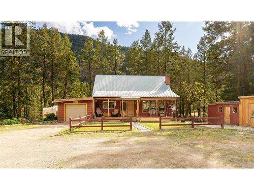 6257 Highway 3, Hedley, BC - Outdoor With Deck Patio Veranda