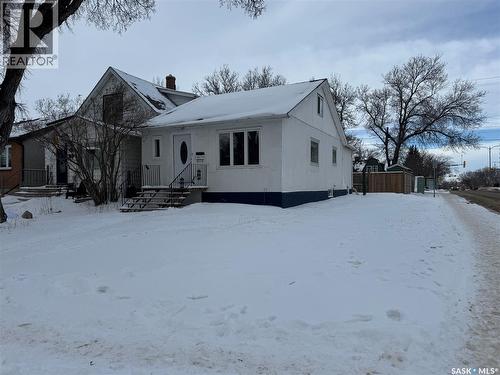 2600 Wallace Street, Regina, SK - Outdoor