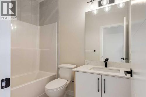 1981 Mccaskill Drive, Crossfield, AB - Indoor Photo Showing Bathroom
