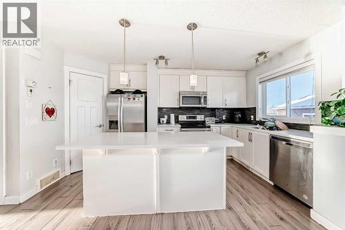 366 Auburn Bay Avenue Se, Calgary, AB - Indoor Photo Showing Kitchen With Upgraded Kitchen