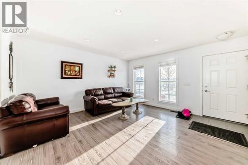 366 Auburn Bay Avenue Se, Calgary, AB - Indoor Photo Showing Living Room