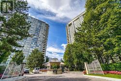 1208 - 1300 ISLINGTON AVENUE  Toronto, ON M9A 5C4