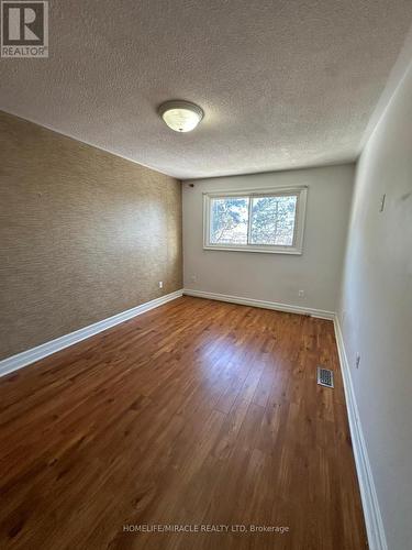 2500 Cobbinshaw Circle, Mississauga, ON - Indoor Photo Showing Other Room