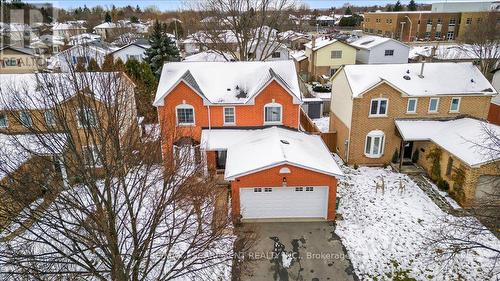 71 Royaledge Way, Hamilton, ON - Outdoor With Facade