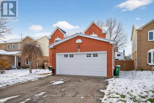 71 Royaledge Way, Hamilton, ON - Outdoor