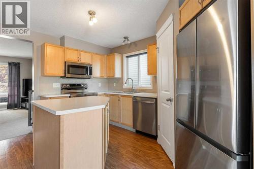 133 Auburn Bay View Se, Calgary, AB - Indoor Photo Showing Kitchen